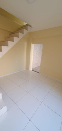 Imagem Casa com 1 Quarto para Alugar, 120 m² Imagem Casa com 1 Quarto para Alugar, 120 m²