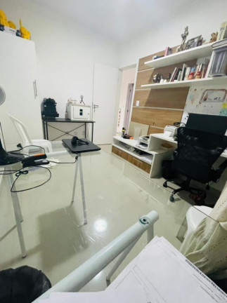 Imagem Casa com 3 Quartos à Venda, 180 m² em Buraquinho - Lauro De Freitas Imagem Casa com 3 Quartos à Venda, 180 m² em Buraquinho - Lauro De Freitas