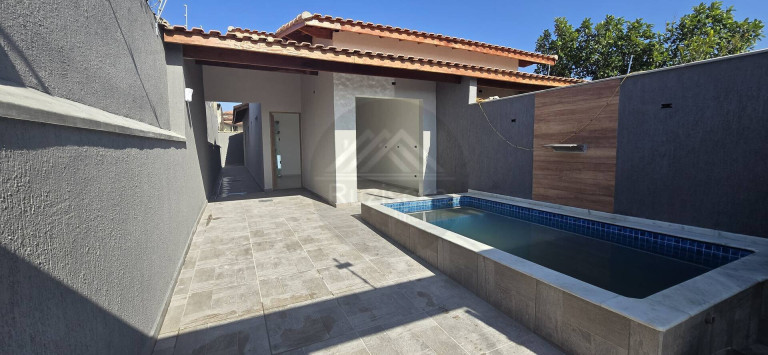 Imagem Casa com 2 Quartos à Venda, 69 m² em Bopiranga - Itanhaém Imagem Casa com 2 Quartos à Venda, 69 m² em Bopiranga - Itanhaém