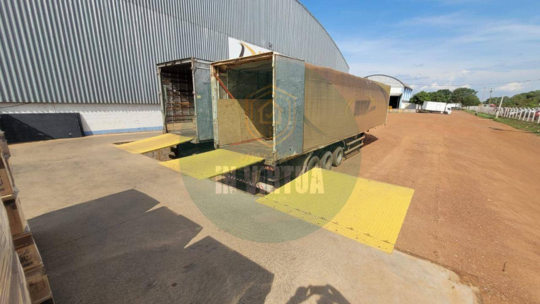Sala Comercial à Venda, 2.000 m² em Distrito Industrial - Cuiabá