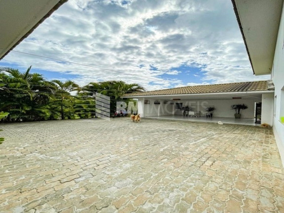Imagem Casa de Condomínio com 5 Quartos à Venda, 539 m² em Estrada Do Coco - Lauro De Freitas Imagem Casa de Condomínio com 5 Quartos à Venda, 539 m² em Estrada Do Coco - Lauro De Freitas