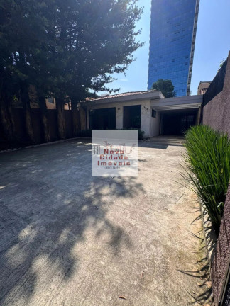 Casa com 9 Quartos para Alugar, 350 m² em Vila Olímpia - São Paulo