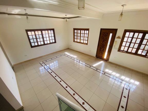 Imagem Casa com 3 Quartos à Venda, 300 m² em Centro - Mairiporã