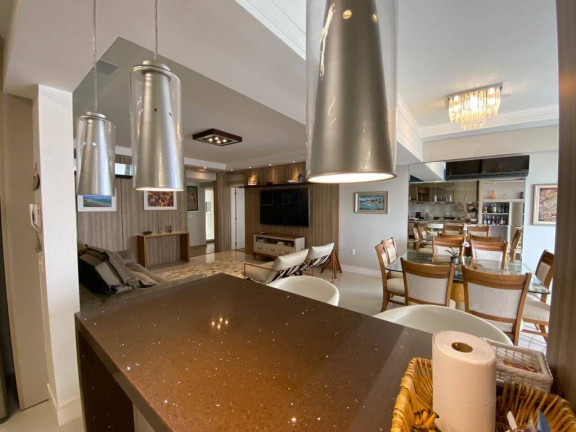 Imagem Apartamento com 3 Quartos à Venda, 310 m² em Centro - Balneário Camboriú Imagem Apartamento com 3 Quartos à Venda, 310 m² em Centro - Balneário Camboriú
