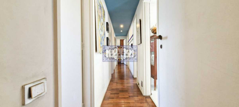 Imagem Apartamento com 5 Quartos à Venda, 160 m² em Laranjeiras - Rio De Janeiro Imagem Apartamento com 5 Quartos à Venda, 160 m² em Laranjeiras - Rio De Janeiro