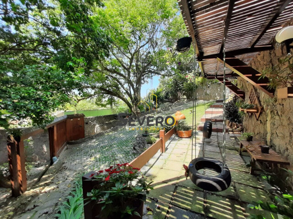 Imagem Casa com 6 Quartos à Venda, 787 m² em Itacoatiara - Niterói Imagem Casa com 6 Quartos à Venda, 787 m² em Itacoatiara - Niterói