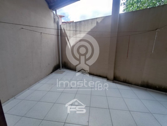 Imagem Casa com 1 Quarto à Venda, 80 m² em Lagoa Redonda - Fortaleza