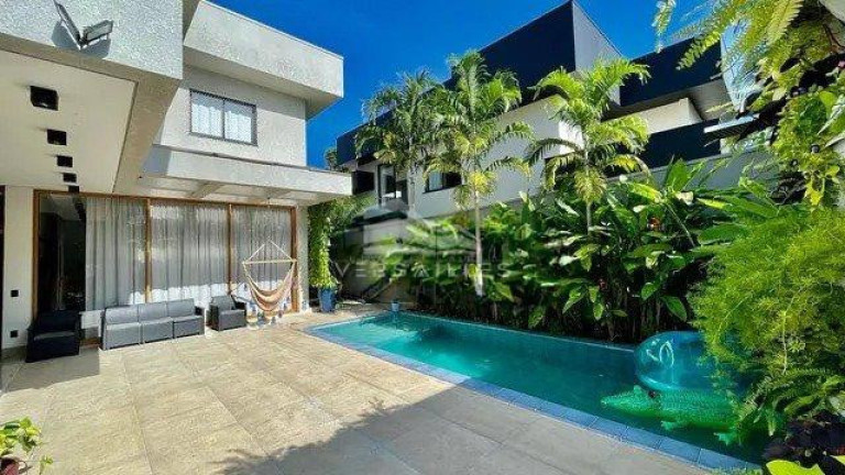 Imagem Casa com 5 Quartos à Venda, 348 m² em Aponia - Porto Velho Imagem Casa com 5 Quartos à Venda, 348 m² em Aponia - Porto Velho
