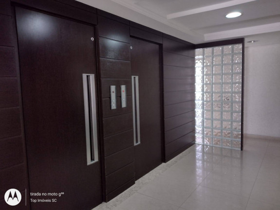 Imagem Apartamento com 3 Quartos à Venda, 143 m² em Centro - Florianópolis Imagem Apartamento com 3 Quartos à Venda, 143 m² em Centro - Florianópolis