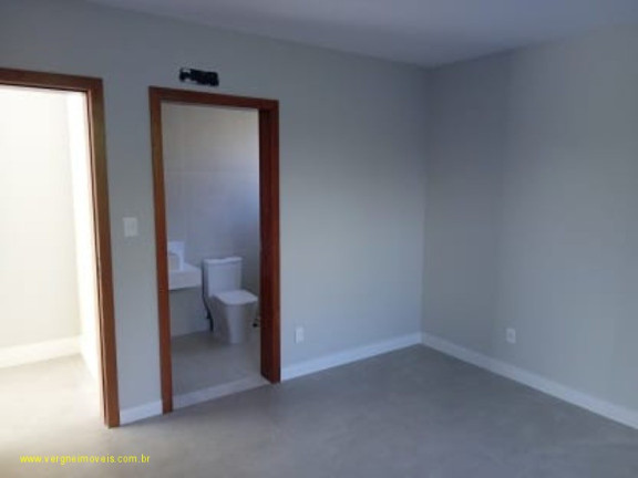Imagem Imóvel com 5 Quartos à Venda, 349 m² em Mata De São João - Salvador Imagem Imóvel com 5 Quartos à Venda, 349 m² em Mata De São João - Salvador