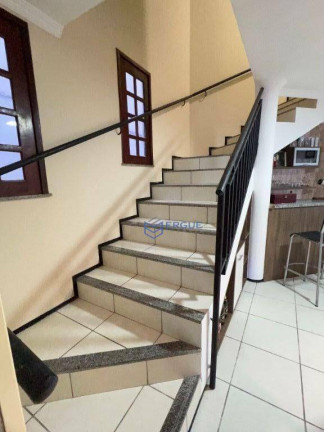 Imagem Casa com 4 Quartos à Venda, 161 m² em Cidade Dos Funcionários - Fortaleza Imagem Casa com 4 Quartos à Venda, 161 m² em Cidade Dos Funcionários - Fortaleza