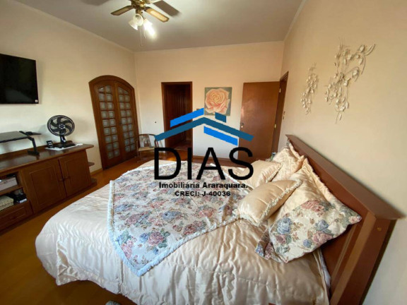 Casa com 4 Quartos à Venda, 285 m² em Vila José Bonifácio - Araraquara