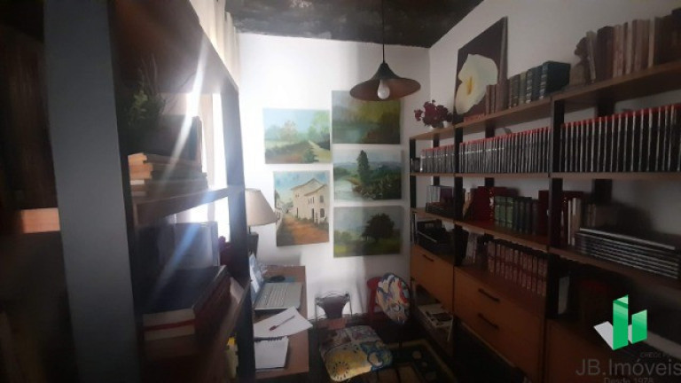 Imagem Casa com 3 Quartos à Venda, 180 m² em Cândida Câmara - Montes Claros
