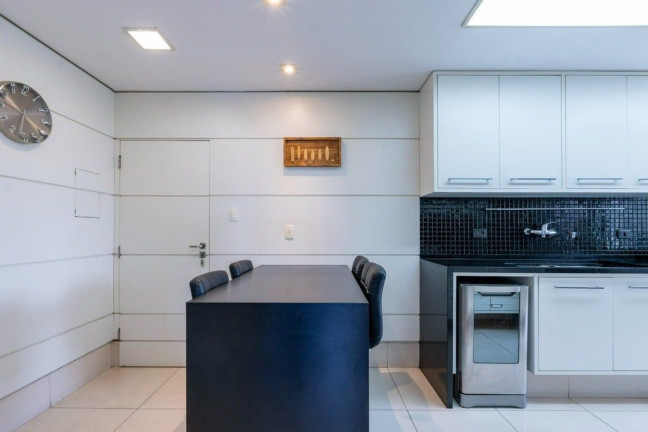 Imagem Apartamento com 4 Quartos à Venda, 155 m² em Santo Amaro - São Paulo