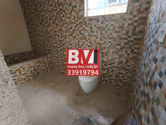 Imagem Casa com 2 Quartos à Venda, 150 m² em Vila Da Penha - Rio De Janeiro Imagem Casa com 2 Quartos à Venda, 150 m² em Vila Da Penha - Rio De Janeiro