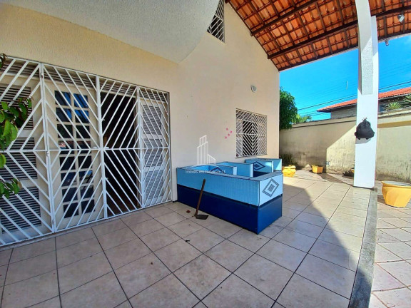 Imagem Casa com 5 Quartos à Venda, 231 m² em Parque Manibura - Fortaleza Imagem Casa com 5 Quartos à Venda, 231 m² em Parque Manibura - Fortaleza