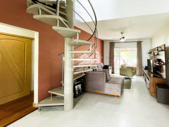 Imagem Casa com 3 Quartos à Venda, 403 m² em Salinas - Balneário Barra Do Sul