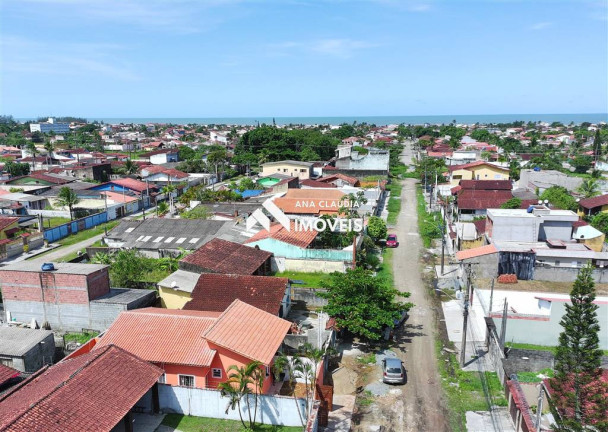 Imagem Casa com 2 Quartos à Venda, 57 m² em Jardim - Itanhaem