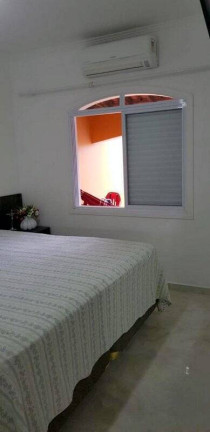 Imagem Casa com 3 Quartos à Venda, 250 m² em Oásis - Peruíbe