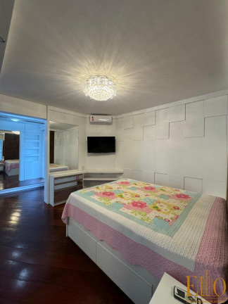 Imagem Apartamento com 3 Quartos à Venda, 175 m² em Centro - Balneário Camboriú Imagem Apartamento com 3 Quartos à Venda, 175 m² em Centro - Balneário Camboriú