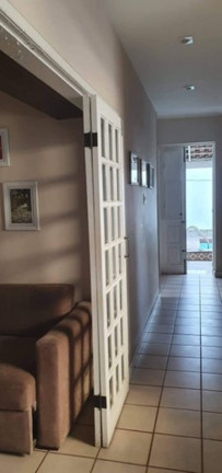 Imagem Casa com 3 Quartos à Venda, 360 m² em Pe Pequeno - Niterói Imagem Casa com 3 Quartos à Venda, 360 m² em Pe Pequeno - Niterói