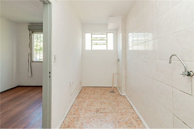 Imagem Imóvel com 1 Quarto à Venda, em Jardim Itu - Porto Alegre Imagem Imóvel com 1 Quarto à Venda, em Jardim Itu - Porto Alegre