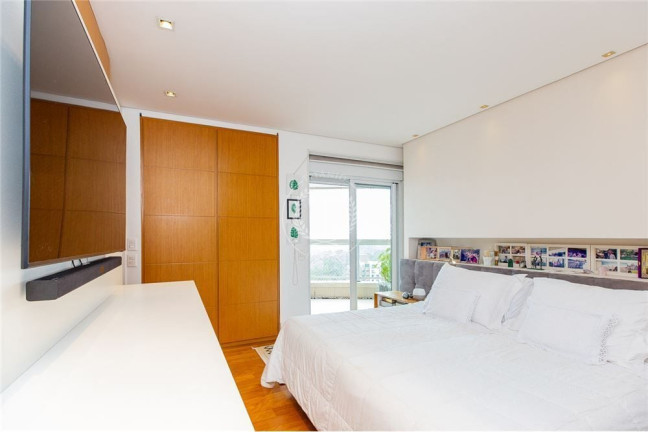 Imagem Apartamento com 3 Quartos à Venda, 198 m² em Vila Nova Conceição - São Paulo