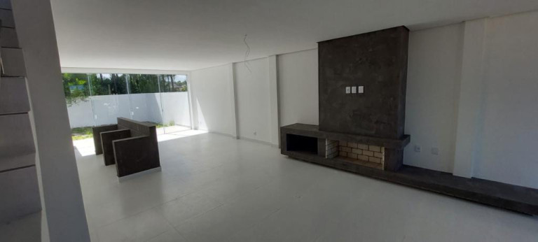 Imagem Sobrado com 3 Quartos à Venda, 150 m² em Village - Capao Da Canoa