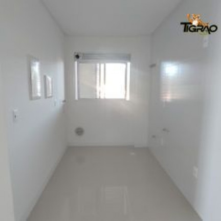 Imagem Apartamento com 3 Quartos à Venda, 118 m² em Praia De Armação Do Itapocorói - Penha Imagem Apartamento com 3 Quartos à Venda, 118 m² em Praia De Armação Do Itapocorói - Penha