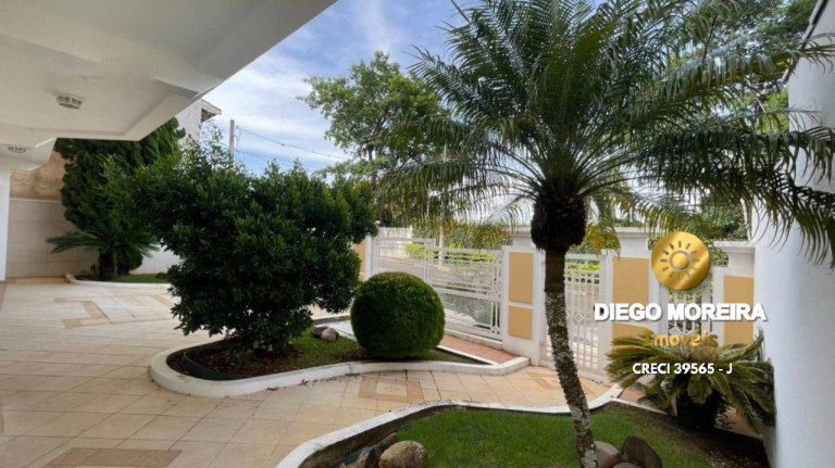 Casa com 8 Quartos à Venda, 800 m² em Vila Santista - Atibaia