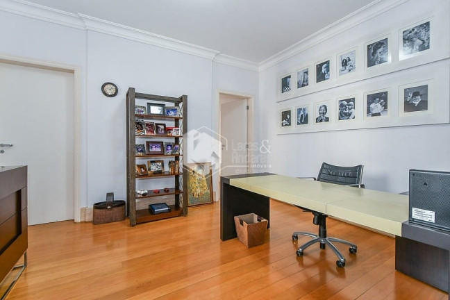 Imagem Apartamento com 3 Quartos à Venda, 247 m² em Vila Suzana - São Paulo Imagem Apartamento com 3 Quartos à Venda, 247 m² em Vila Suzana - São Paulo