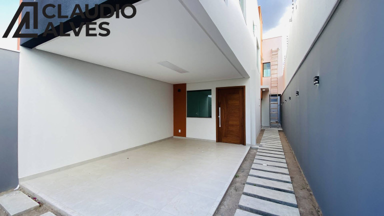 Imagem Casa com 3 Quartos à Venda, 132 m² em Mangabeira - Feira De Santana Imagem Casa com 3 Quartos à Venda, 132 m² em Mangabeira - Feira De Santana