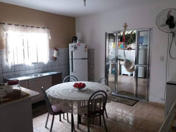 Imagem Casa com 2 Quartos à Venda, 120 m² em Parque Aeroporto - Taubaté