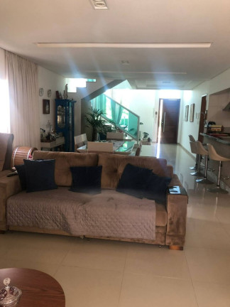 Imagem Casa com 4 Quartos à Venda, 326 m² em Zona De Expansão (robalo) - Aracaju Imagem Casa com 4 Quartos à Venda, 326 m² em Zona De Expansão (robalo) - Aracaju