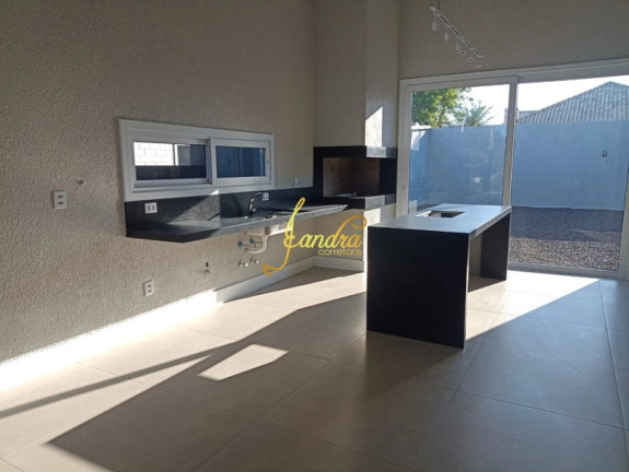 Imagem Casa com 4 Quartos à Venda, 177 m² em Centro - Xangri-la