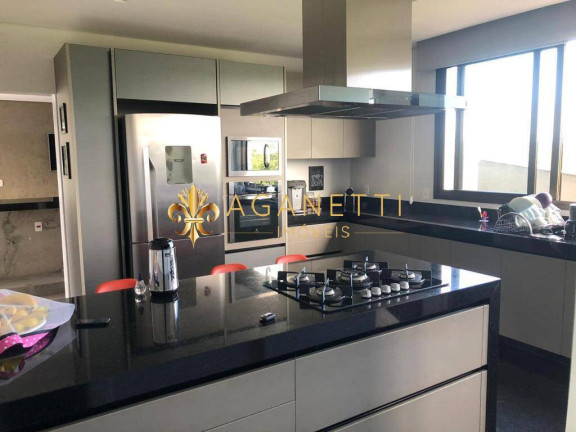 Imagem Casa com 5 Quartos à Venda, 472 m² em Alphaville Vespasiano - Vespasiano Imagem Casa com 5 Quartos à Venda, 472 m² em Alphaville Vespasiano - Vespasiano