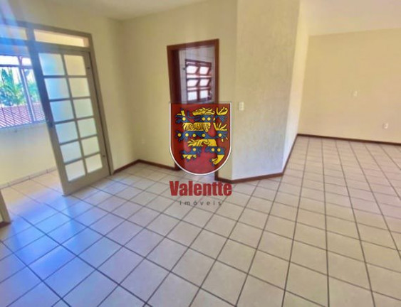 Imagem Casa com 3 Quartos à Venda, 320 m² em Capoeiras - Florianópolis Imagem Casa com 3 Quartos à Venda, 320 m² em Capoeiras - Florianópolis