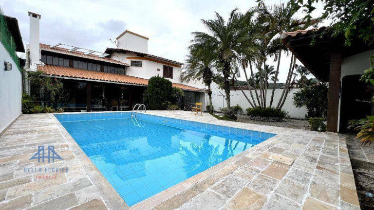 Casa com 4 Quartos à Venda, 351 m² em Santa Mônica - Florianópolis