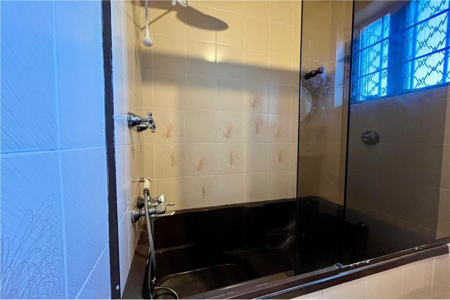 Imagem Casa com 3 Quartos à Venda, 300 m² em Jardim Carvalho - Porto Alegre Imagem Casa com 3 Quartos à Venda, 300 m² em Jardim Carvalho - Porto Alegre