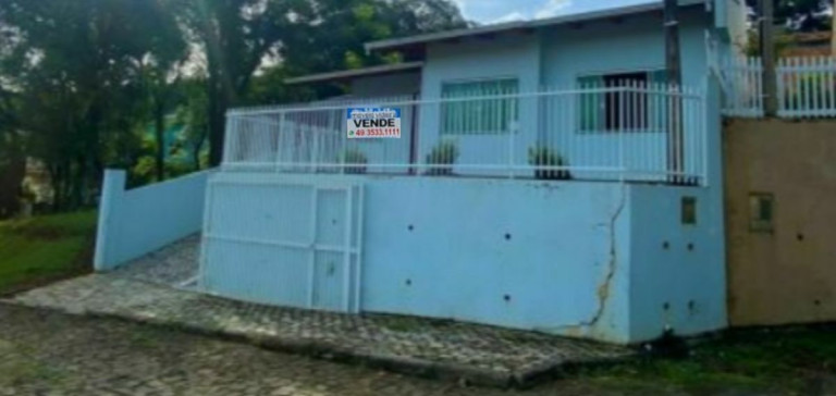 Imagem Casa com 3 Quartos à Venda, 124 m² em Jardim América - Fraiburgo