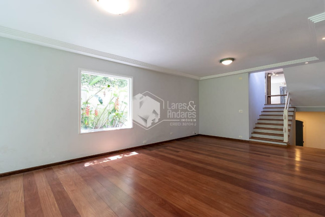 Imagem Casa com 4 Quartos à Venda, 260 m² em Jardim Morumbi - São Paulo