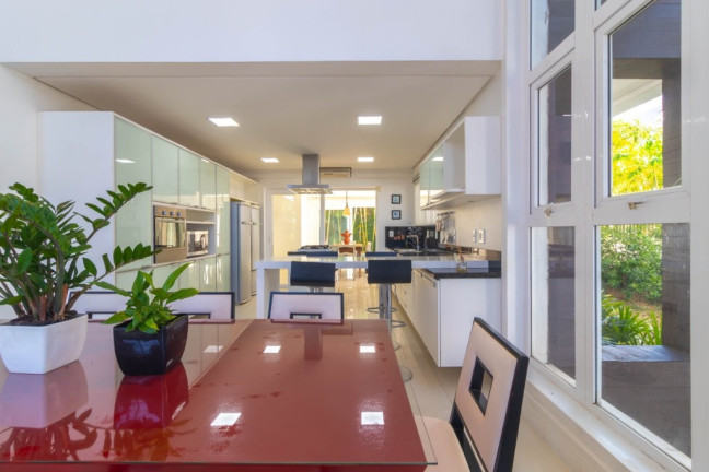 Imagem Casa com 3 Quartos à Venda, 389 m² em Boa Vista - Porto Alegre