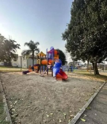 Imagem Apartamento com 3 Quartos à Venda, 50 m² em Capão Da Imbuia - Curitiba