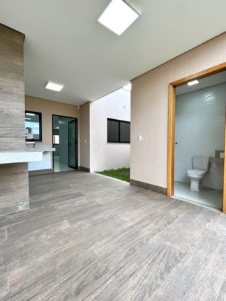 Imagem Sobrado com 4 Quartos à Venda, 160 m² em Vila Rosa - Goiânia