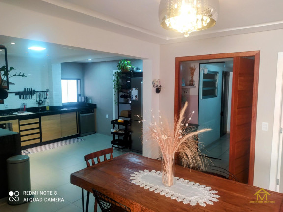 Imagem Casa com 4 Quartos à Venda, 280 m² em Praia Da Costa - Vila Velha Imagem Casa com 4 Quartos à Venda, 280 m² em Praia Da Costa - Vila Velha