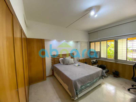 Imagem Apartamento com 4 Quartos à Venda, 235 m² em Copacabana - Rio De Janeiro Imagem Apartamento com 4 Quartos à Venda, 235 m² em Copacabana - Rio De Janeiro