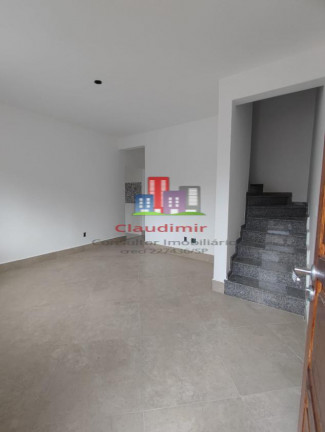 Imagem Sobrado com 2 Quartos à Venda, 67 m² em Vila Jacuí - São Paulo