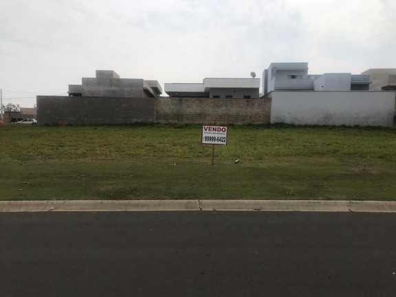 Imagem Terreno à Venda, 330 m² em Residencial Lagos D'icaraí - Salto Imagem Terreno à Venda, 330 m² em Residencial Lagos D'icaraí - Salto