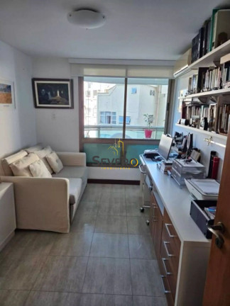 Imagem Apartamento com 4 Quartos à Venda, 204 m² em Icaraí - Niterói