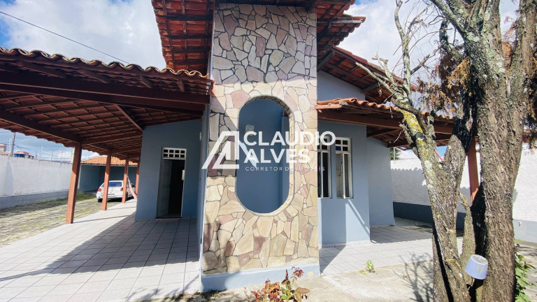 Imagem Casa com 5 Quartos à Venda, 200 m² em São João - Feira De Santana